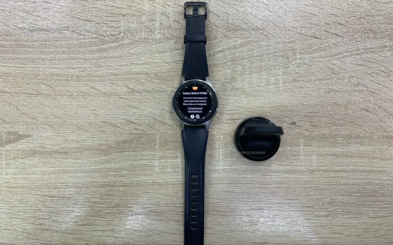 Часы  Samsung Watch SM-R800