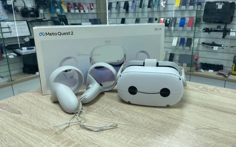 Приставка META QUEST 2 256