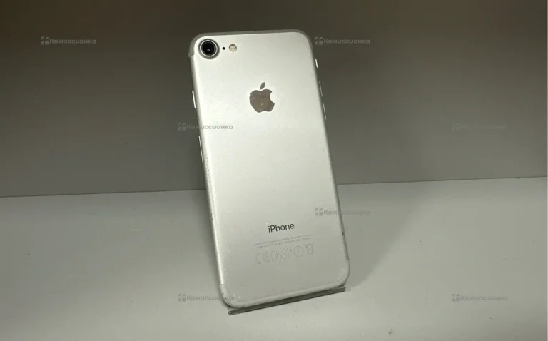 Apple iPhone 7 2/32 ГБ