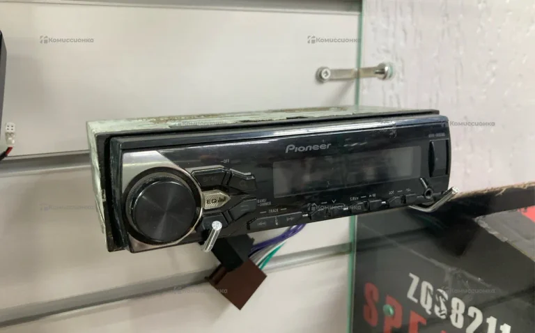 Автомагнитола  Pioneer MVH-180UBG