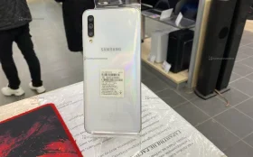 Samsung Galaxy A50 4/64 ГБ