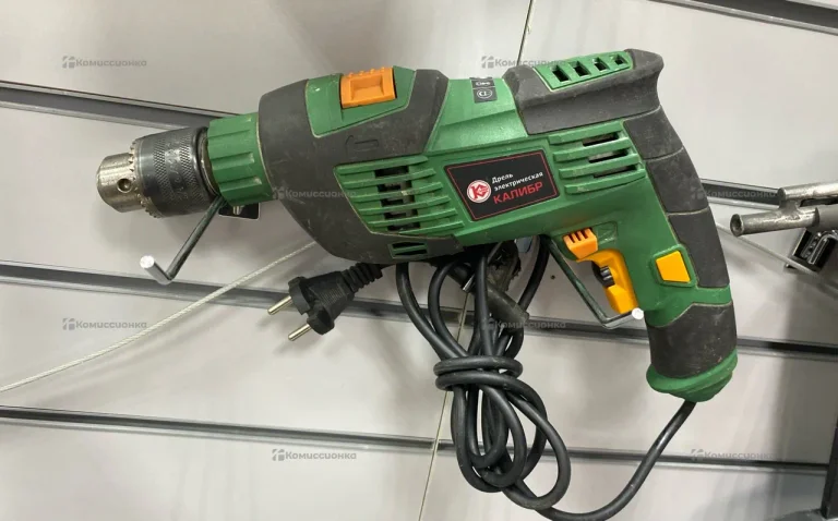 Дрель Калибр ДЭ-810ЕРУ