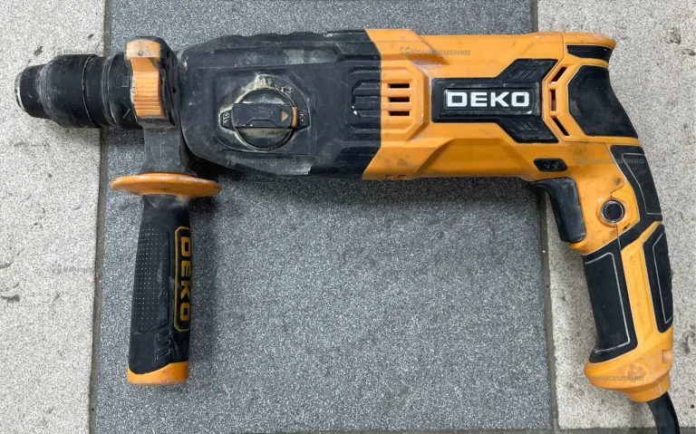 Перфоратор DEKO DKH1100W
