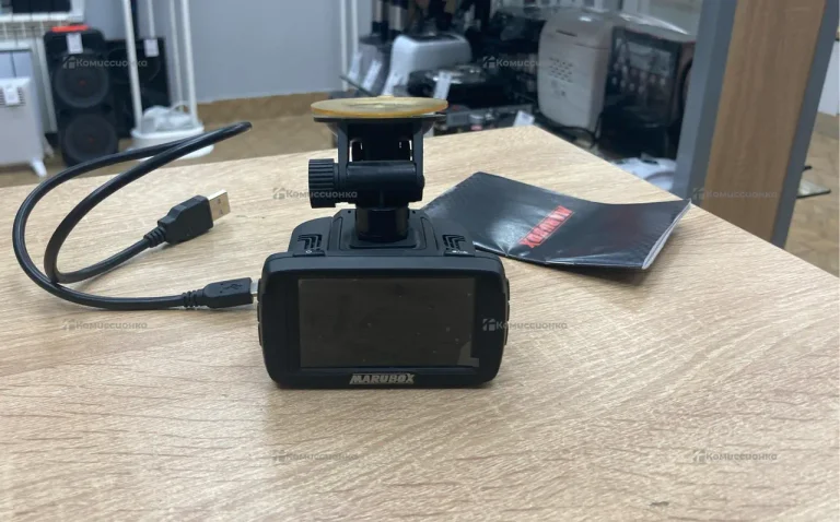 Видеорегистратор  Marubox M600R