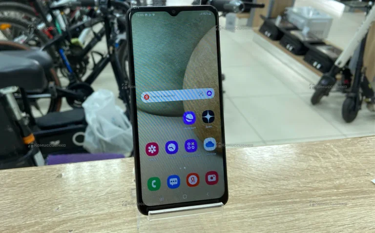 Samsung Galaxy A12 3/32 ГБ