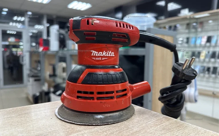 Эксцентриковая шлифмашина Makita М9204