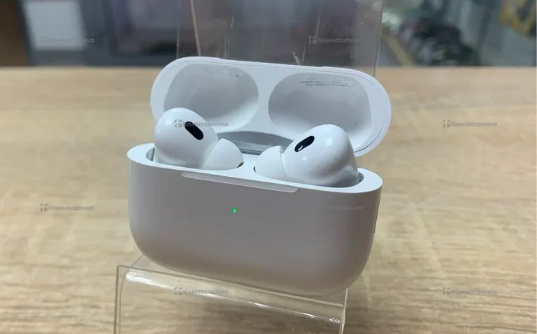Наушники AirPods Pro с шумоподавлением