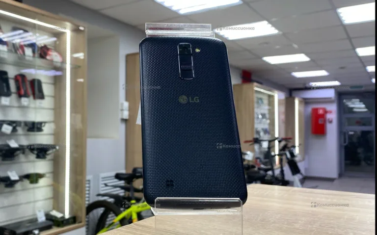 LG K10 2/16 ГБ