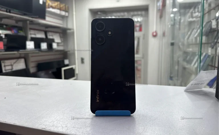 Infinix Hot 30 Play 8/128 ГБ