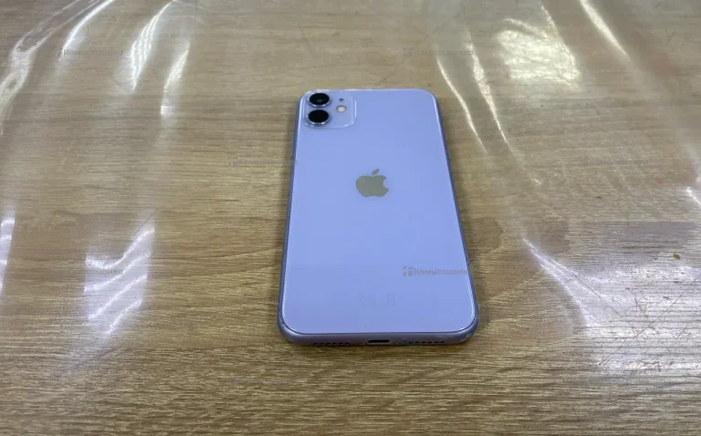 Apple iPhone 11 4/64 ГБ