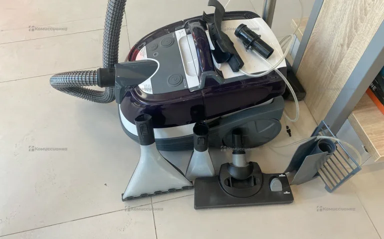 Пылесос  Bosch vc7920