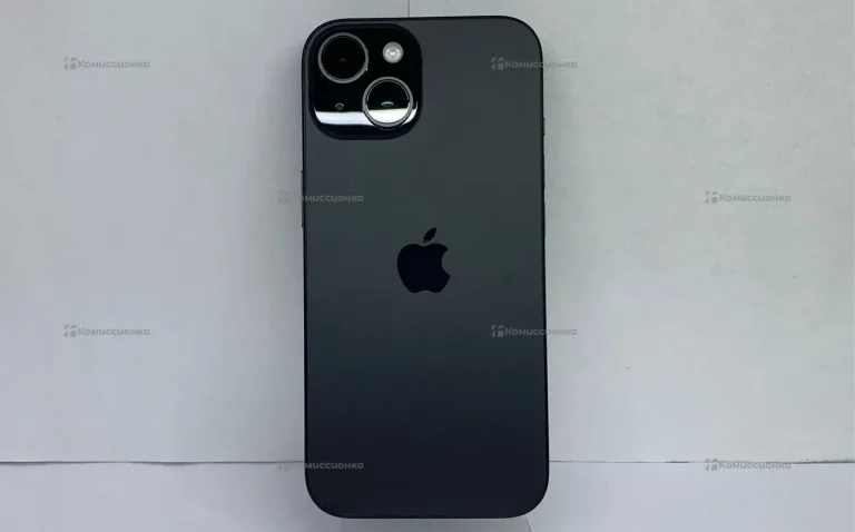 Apple iPhone 15 6/128 ГБ