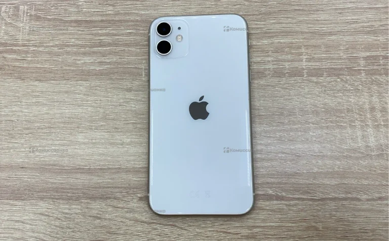 Apple iPhone 11 4/64 ГБ
