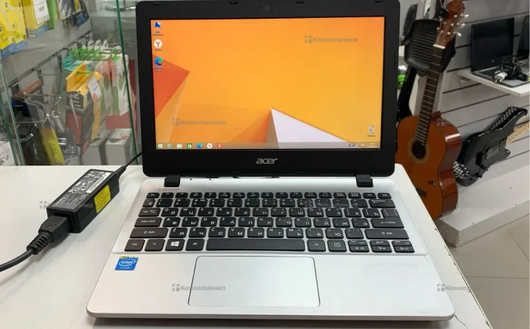 Ноутбук  Acer E3-112