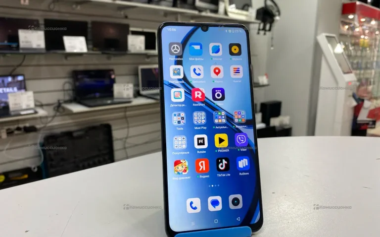 Телефон Realme C61 8/256GB