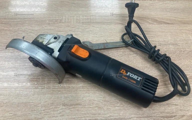 УШМ DeFort DAG-1100N