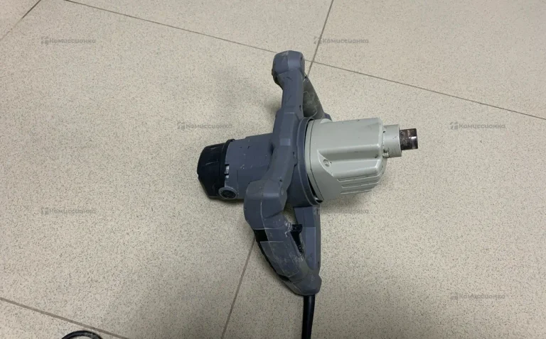 Миксер Favourite EM-1800 PROF