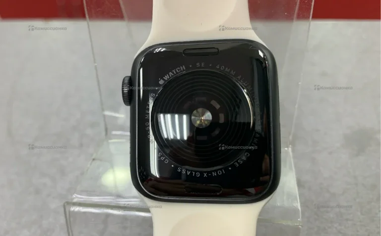 Часы  Aple Watch SE 40mm