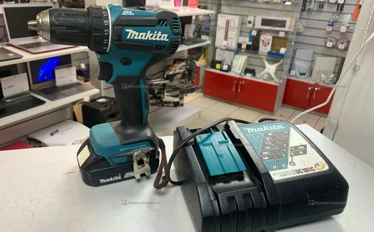 Аккумуляторная дрель-шуруповерт Makita DDF485Z