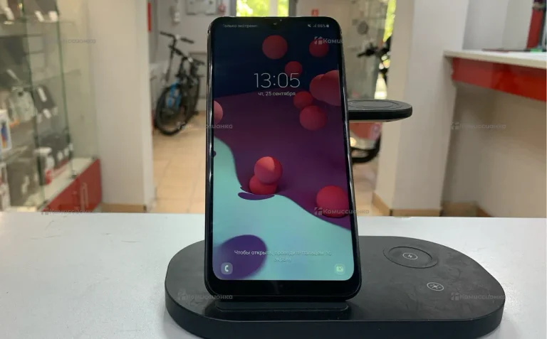 Samsung Galaxy A10 3/32 ГБ