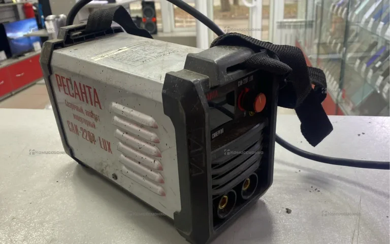 Сварочный аппарат Ресанта САИ 220T Lux