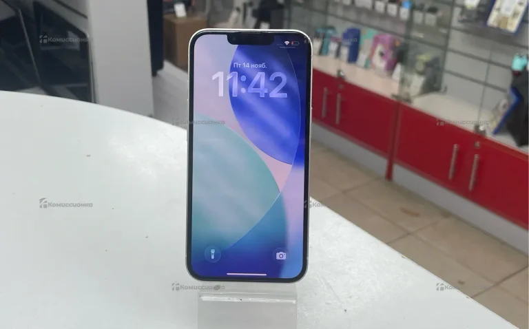 Apple iPhone 13 4/128 ГБ