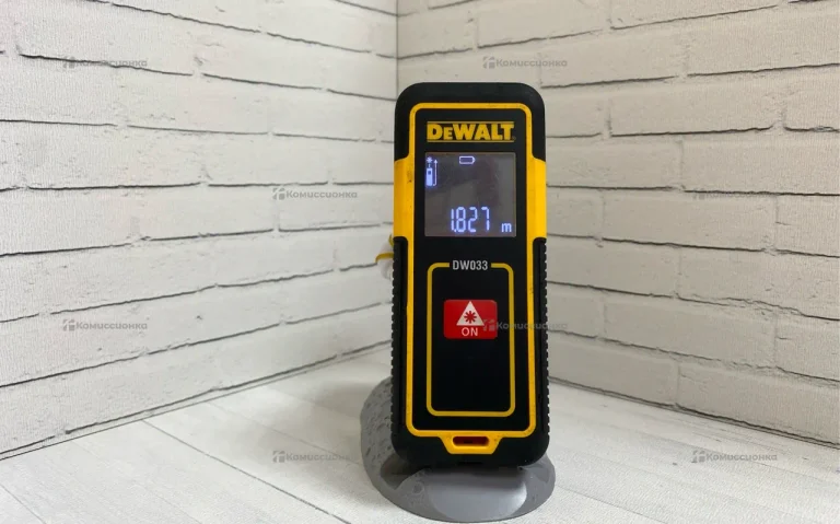 лазерная рулетка Dewalt DW033