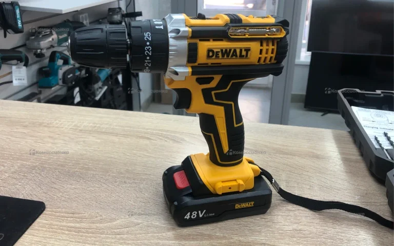 Дрель-шуруповерт DEWALT rep