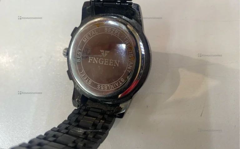 Часы  FNGEEN
