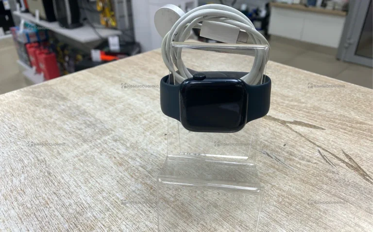 Часы  Apple Watch 8 41mm