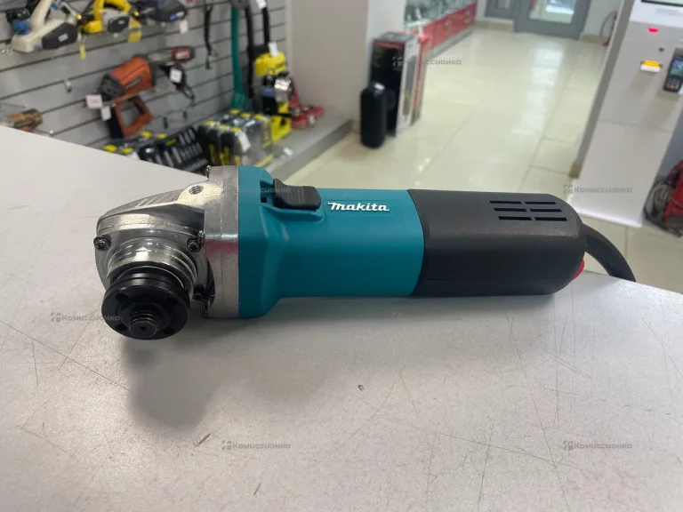 УШМ Makita 9558 реп.