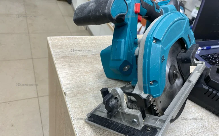 аккумуляторная дисковая пила Makita