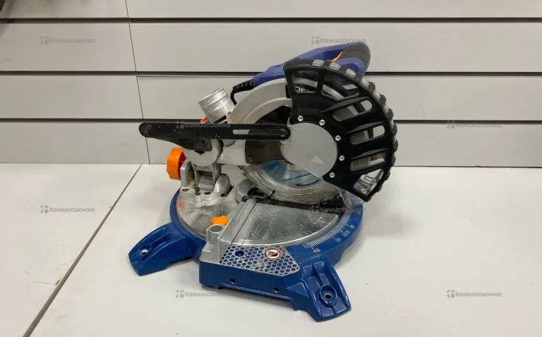 Торцоврчная пила Dexter J1G-ZP1A-210