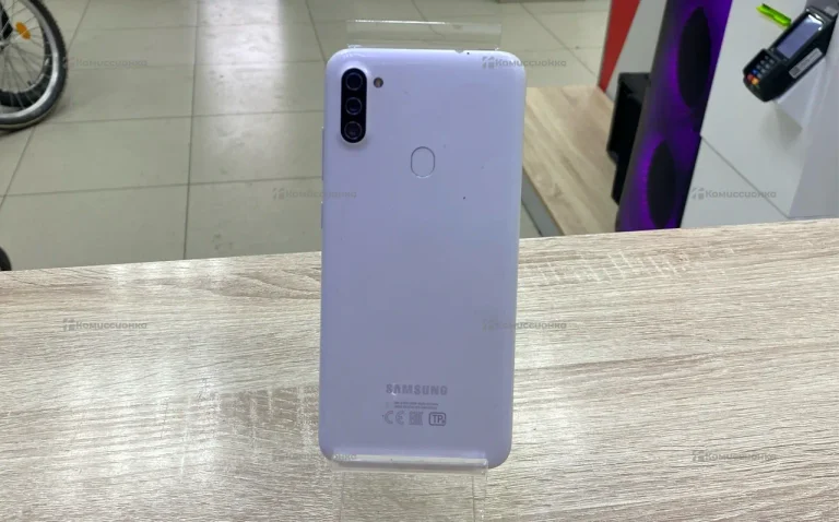 Samsung Galaxy A11 3/32 ГБ
