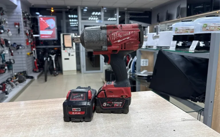 Гайковерт Milwaukee M18 CHIWF34-0