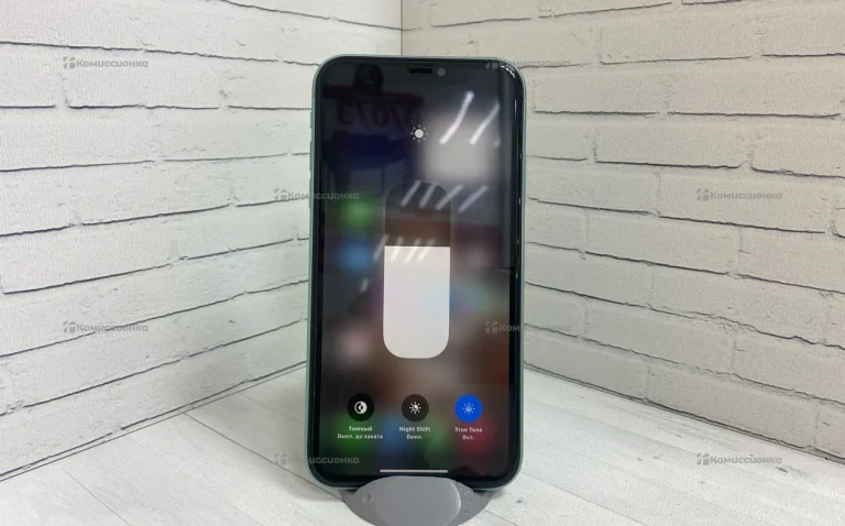 Apple iPhone 11 64ГБ