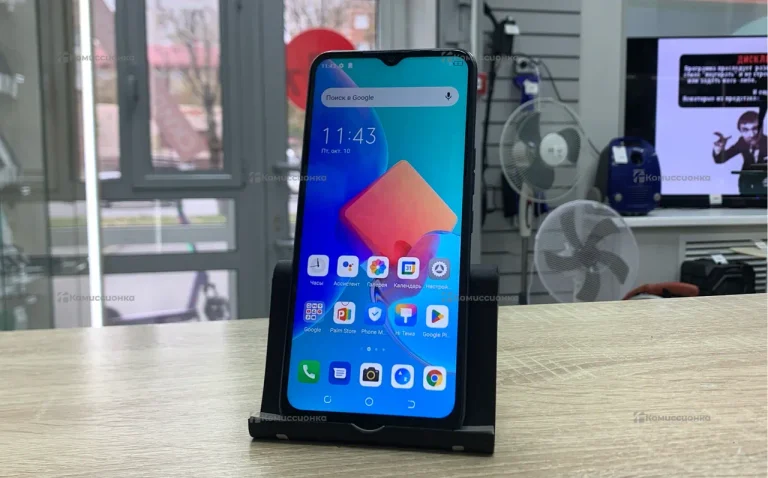 Tecno Spark 8C 4/64 ГБ