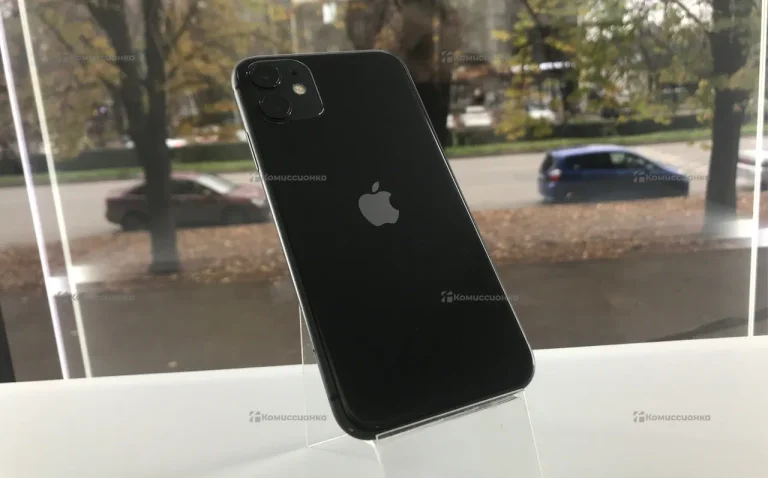 Apple iPhone 11 4/128 ГБ