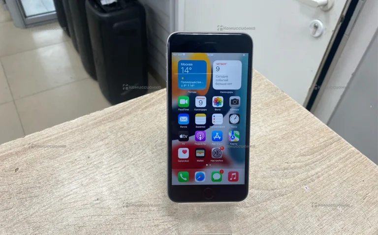 Apple iPhone 6s Plus 2/32 ГБ
