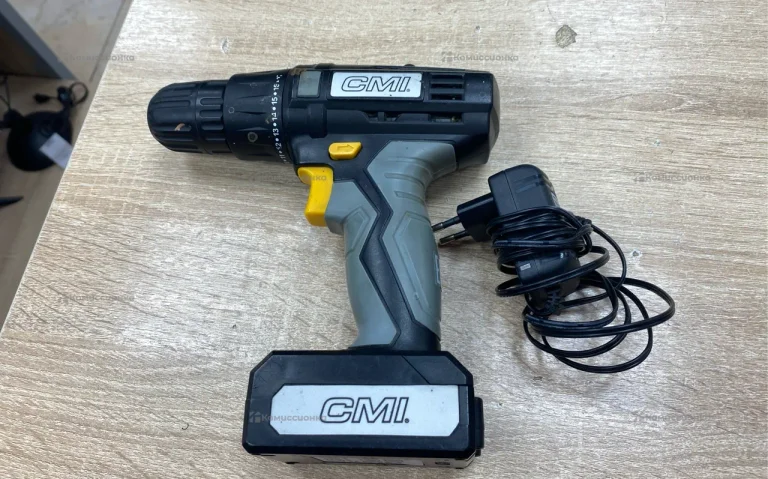 Аккумуляторная дрель-шуруповерт CMI C-ABS-10,8 Li