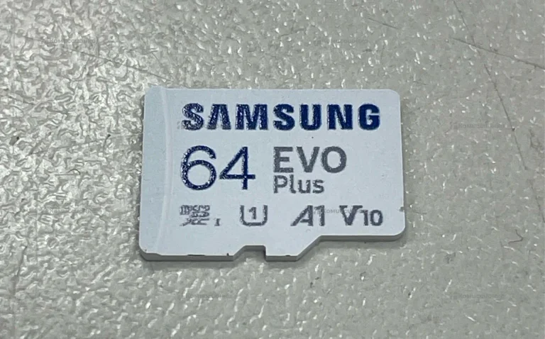 Карта памяти Samsung EVO Plus microSDXC 64 ГБ