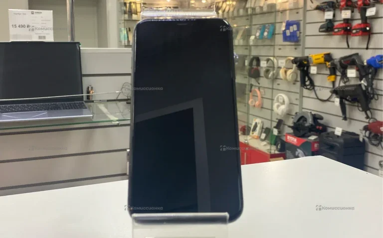 Apple iPhone 11 4/64 ГБ