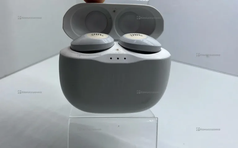 Наушники  JBL
