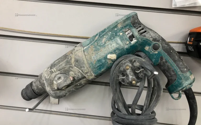 Перфоратор makita HR2470