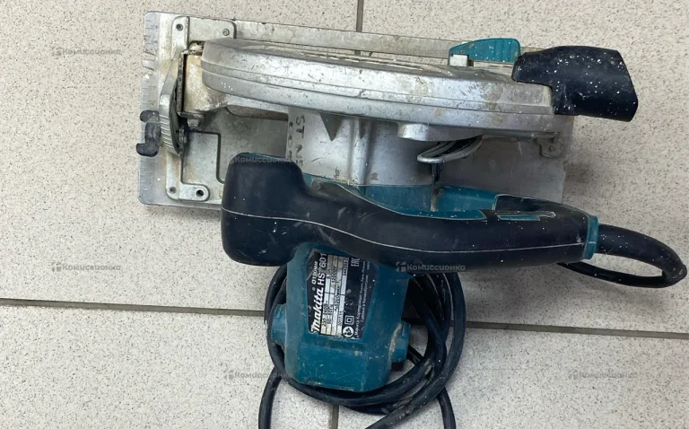 Циркулярная пила Makita HS7610