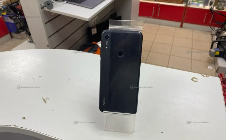 Honor 8A 2/32Gb