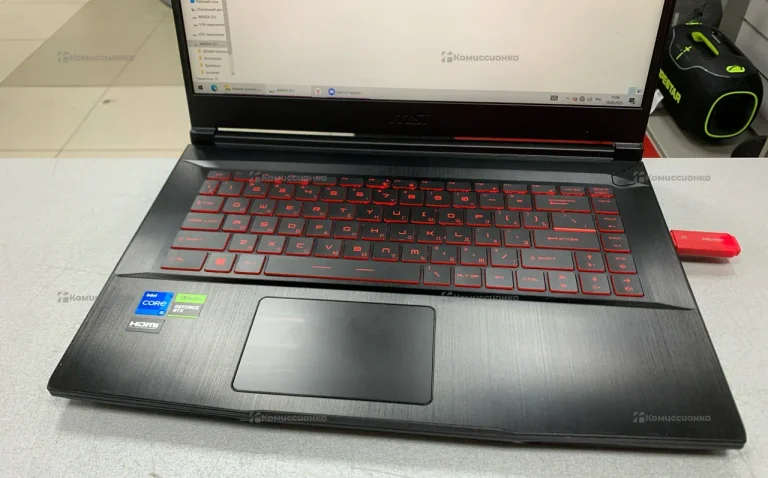 Ноутбук  MSI 16R8