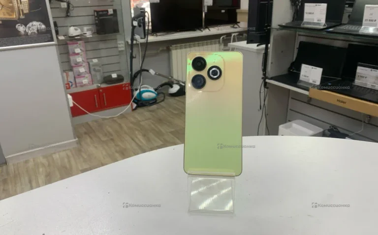 Infinix Smart 8 4/64 ГБ