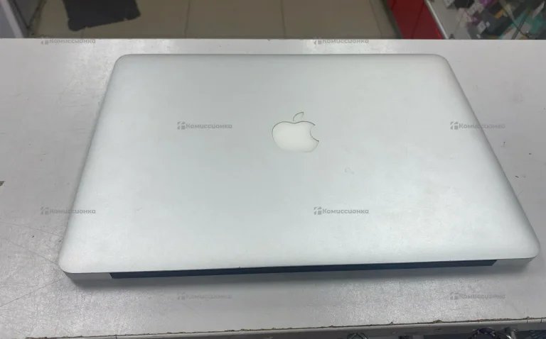 Ноутбук  MacBook Air 13 2012