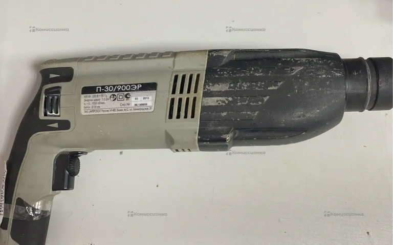 Перфоратор Интерскол П-30/900ЭР